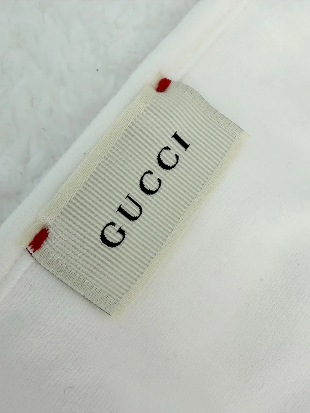 Gucci Bib GG White Pink Baby Girl Infant RARE Made In Italy One Size